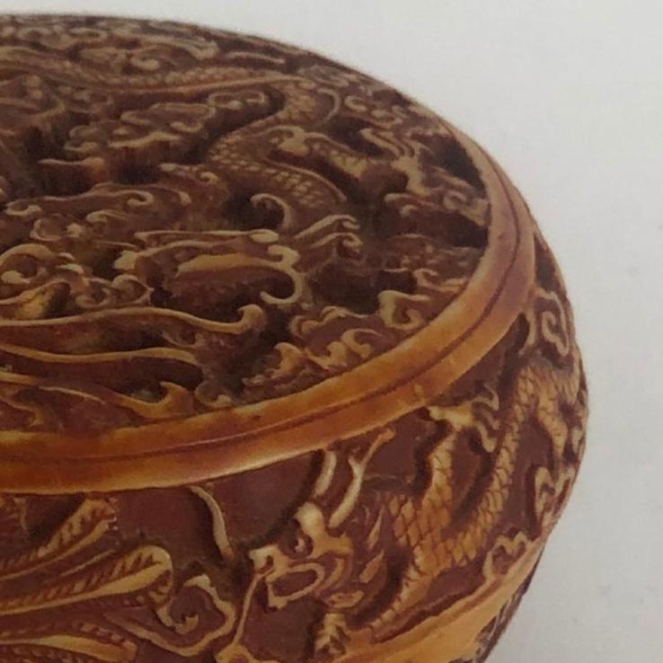 Vintage Chinese Red Resin Lacquer Round Carving Small Accent Box