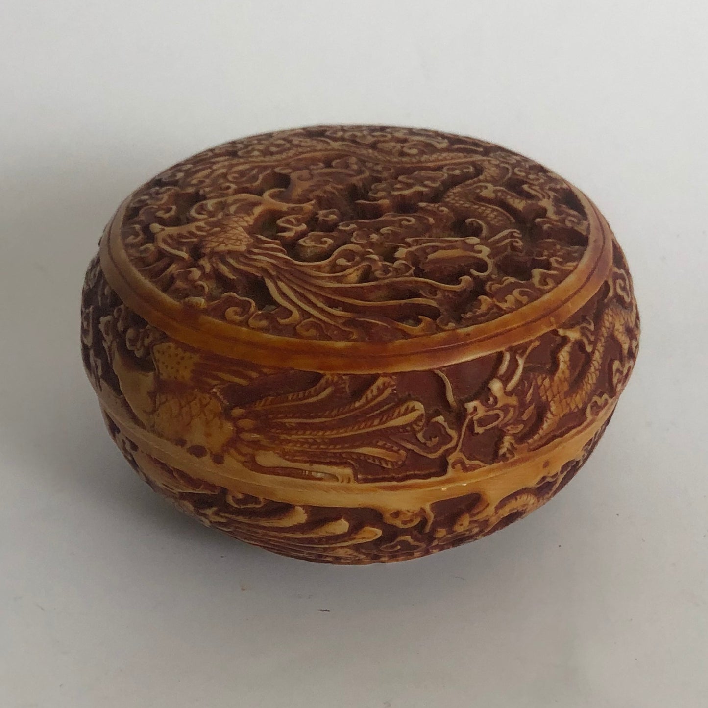 Vintage Chinese Red Resin Lacquer Round Carving Small Accent Box